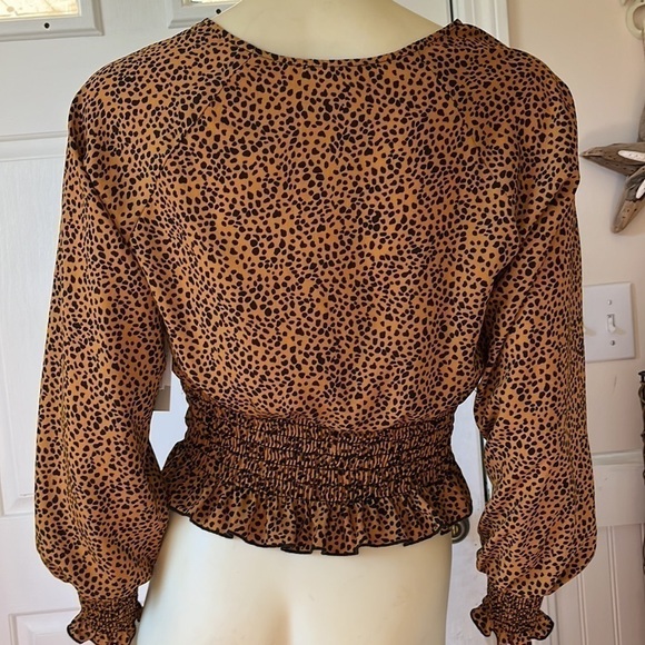 nwt BP SMOCKED SURPLICE TOP BLOUSE LEOPARD PRINT Medium - Picture 11 of 16